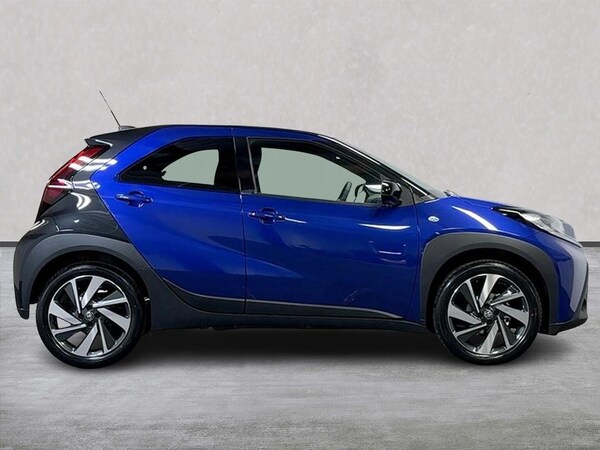 Used Toyota Aygo X 2025 for sale - 76299382: Photo 3