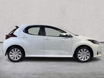 Used Toyota Yaris 2022 for sale - 75779220: Photo