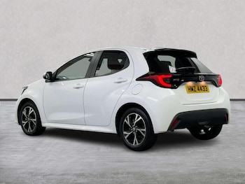 Used Toyota Yaris 2025 for sale - 79143440: Photo