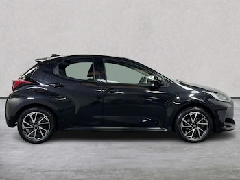 Used Toyota Yaris 2023 for sale - 79527129: Photo