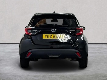 Used Toyota Yaris 2023 for sale - 79527129: Photo