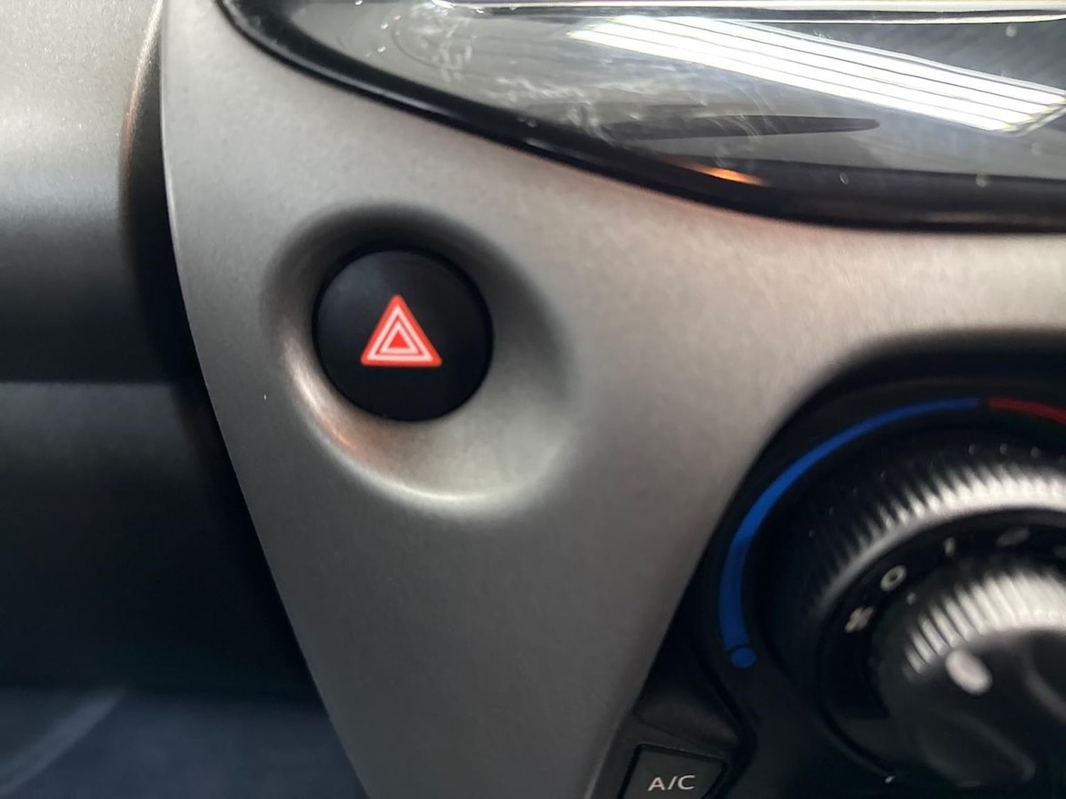 Used Toyota AYGO 2020 for sale - 76436520: Photo 22