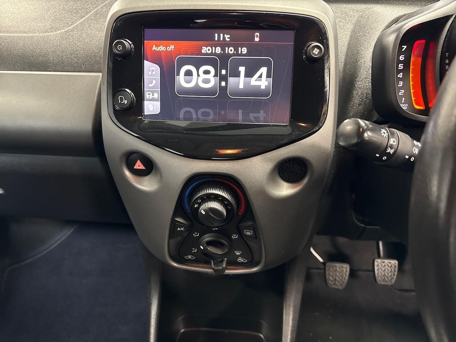 Used Toyota AYGO 2020 for sale - 76436520: Photo 23