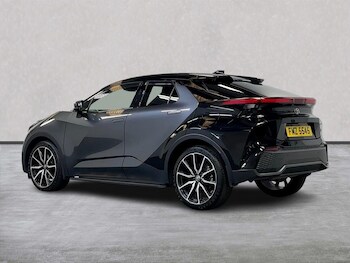 Used Toyota C-HR 2024 for sale - 75490539: Photo