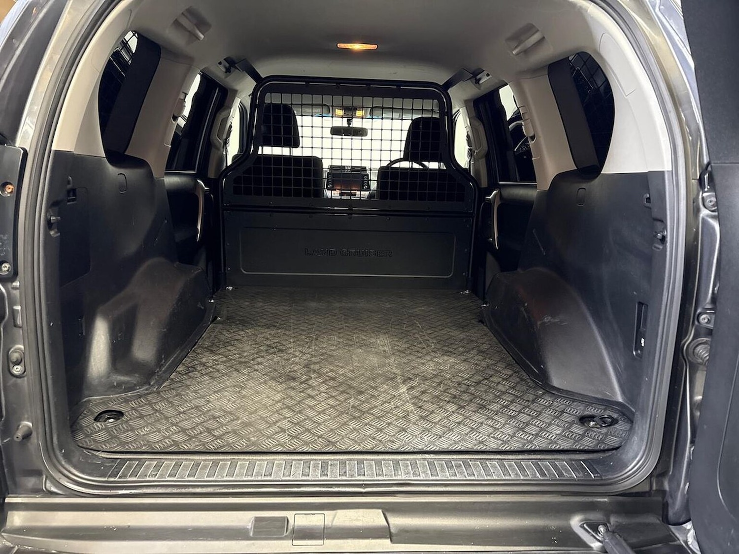 Used Toyota Land Cruiser 2021 for sale - 76324584: Photo 17