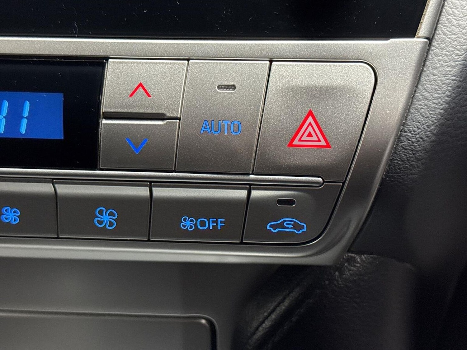 Used Toyota Land Cruiser 2021 for sale - 76324584: Photo 22