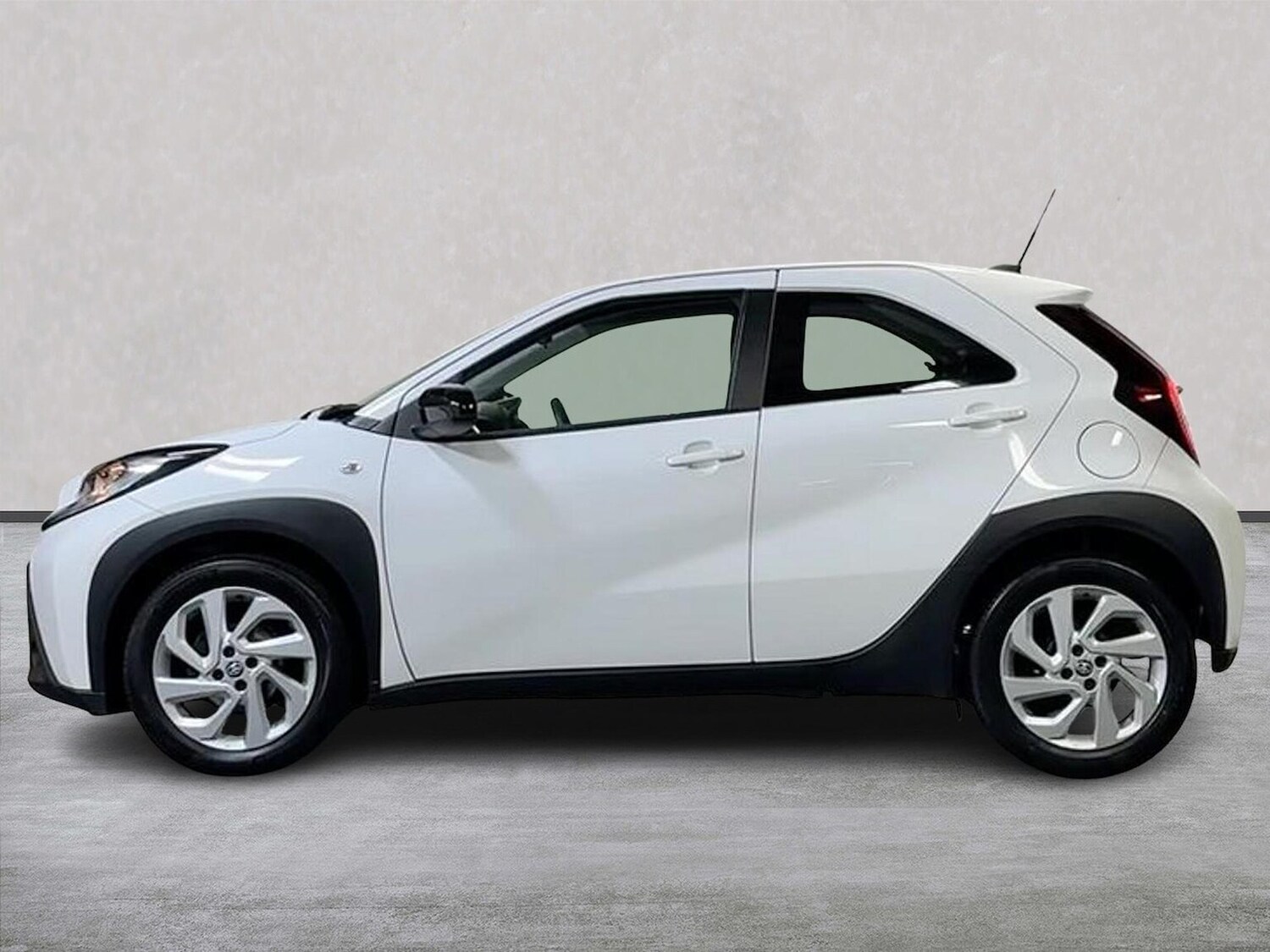 Used Toyota Aygo X 2023 for sale - 76951155: Photo 19