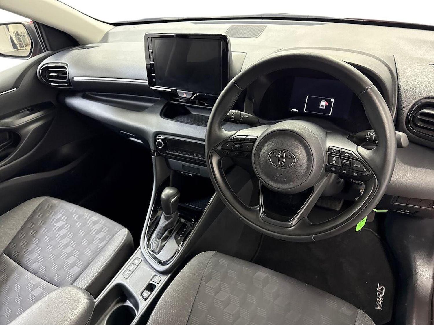 Used Toyota Yaris 2024 for sale - 78106353: Photo 10