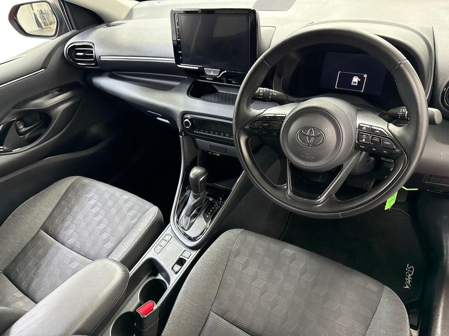 Used Toyota Yaris 2024 for sale - 78106353: Photo 11