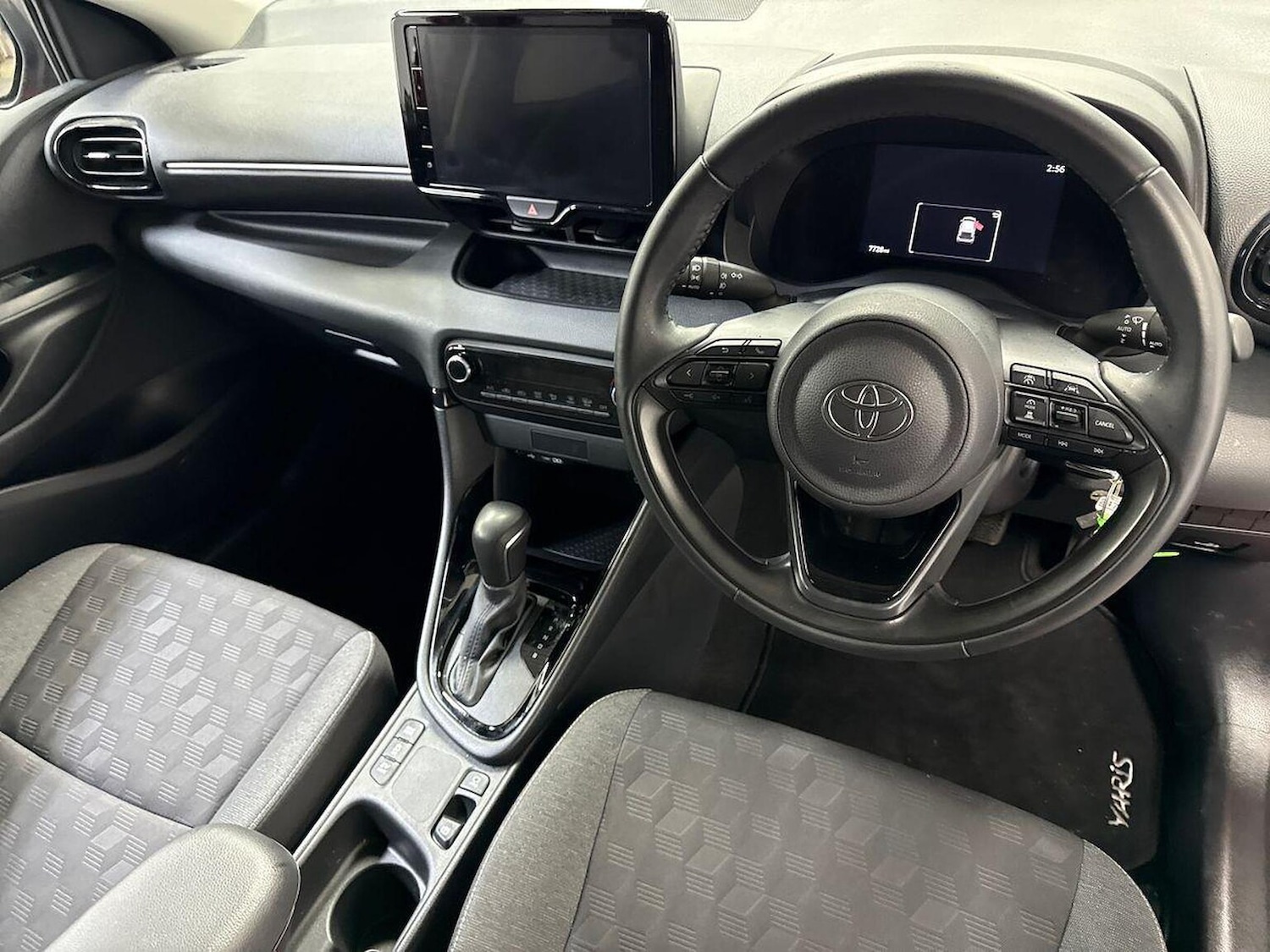 Used Toyota Yaris 2024 for sale - 78106353: Photo 17