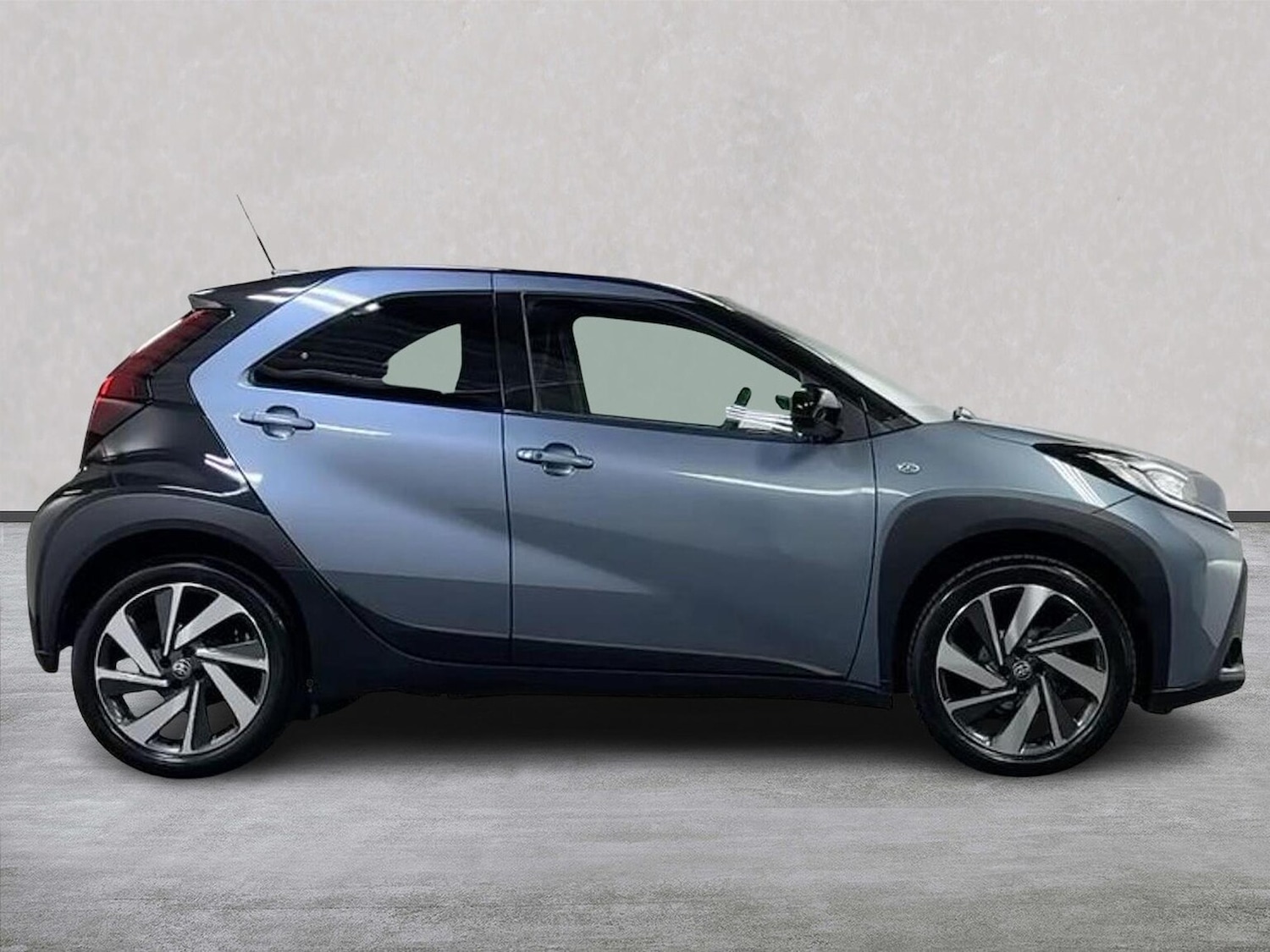 Used Toyota Aygo X 2025 for sale - 78060604: Photo 3