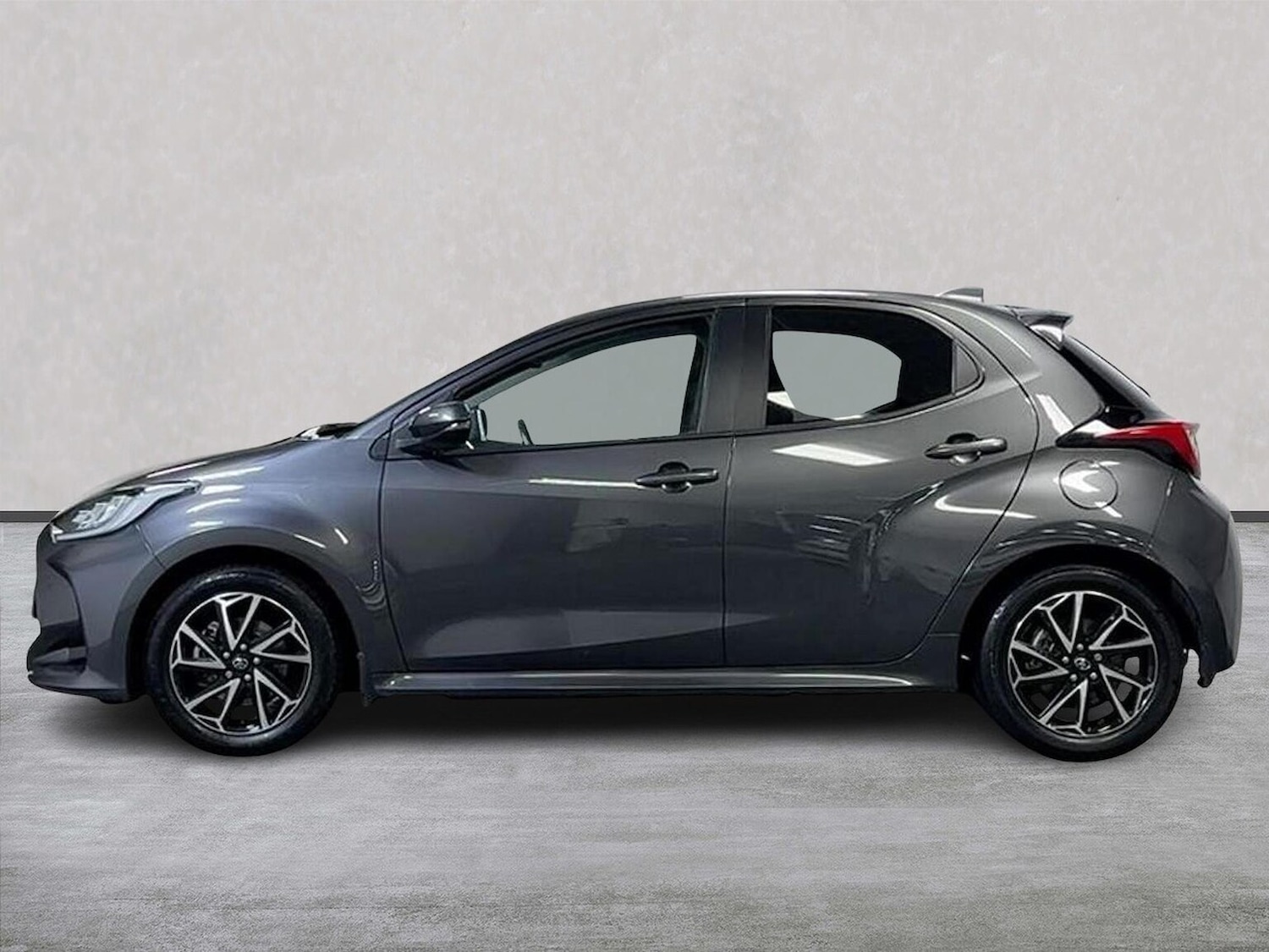 Used Toyota Yaris 2023 for sale - 76785215: Photo 19