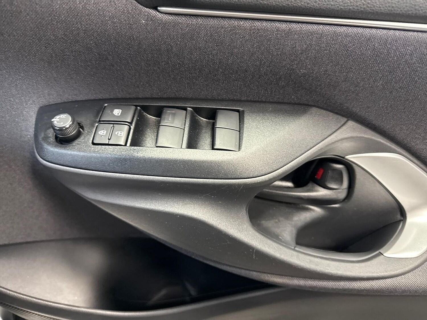 Used Toyota Yaris 2023 for sale - 76785215: Photo 21