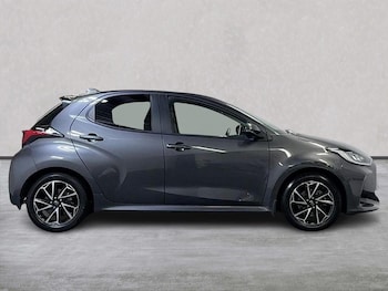 Used Toyota Yaris 2023 for sale - 76785215: Photo