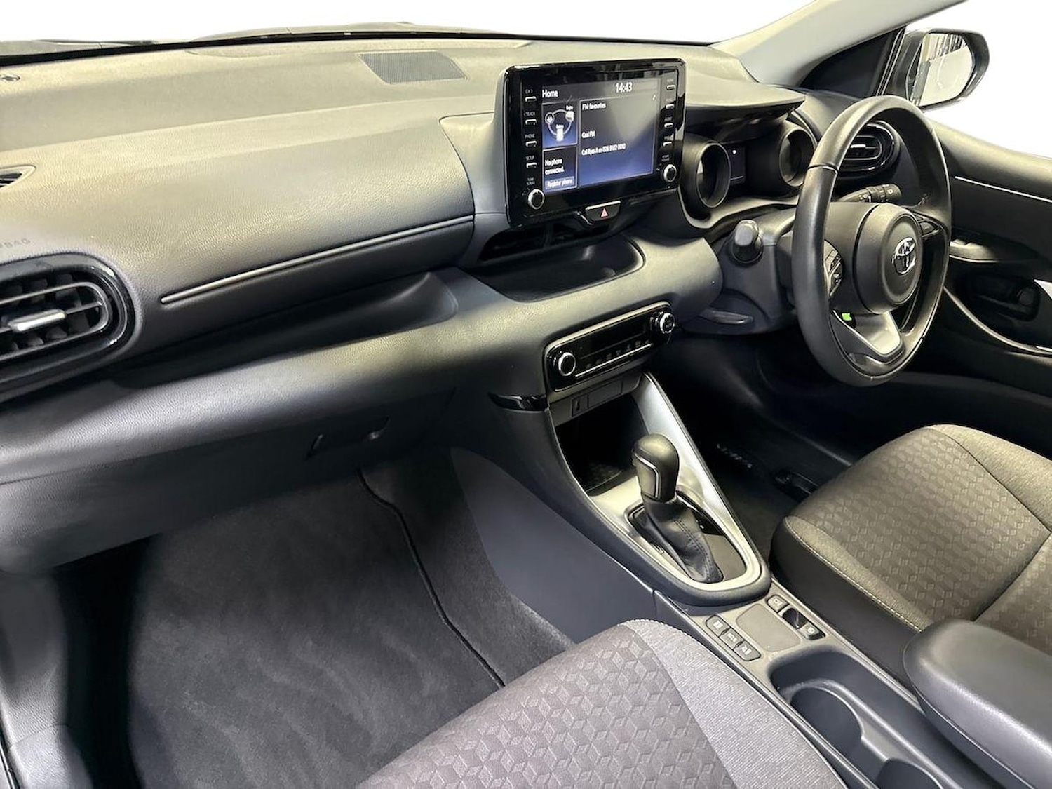 Used Toyota Yaris 2023 for sale - 76785215: Photo 7