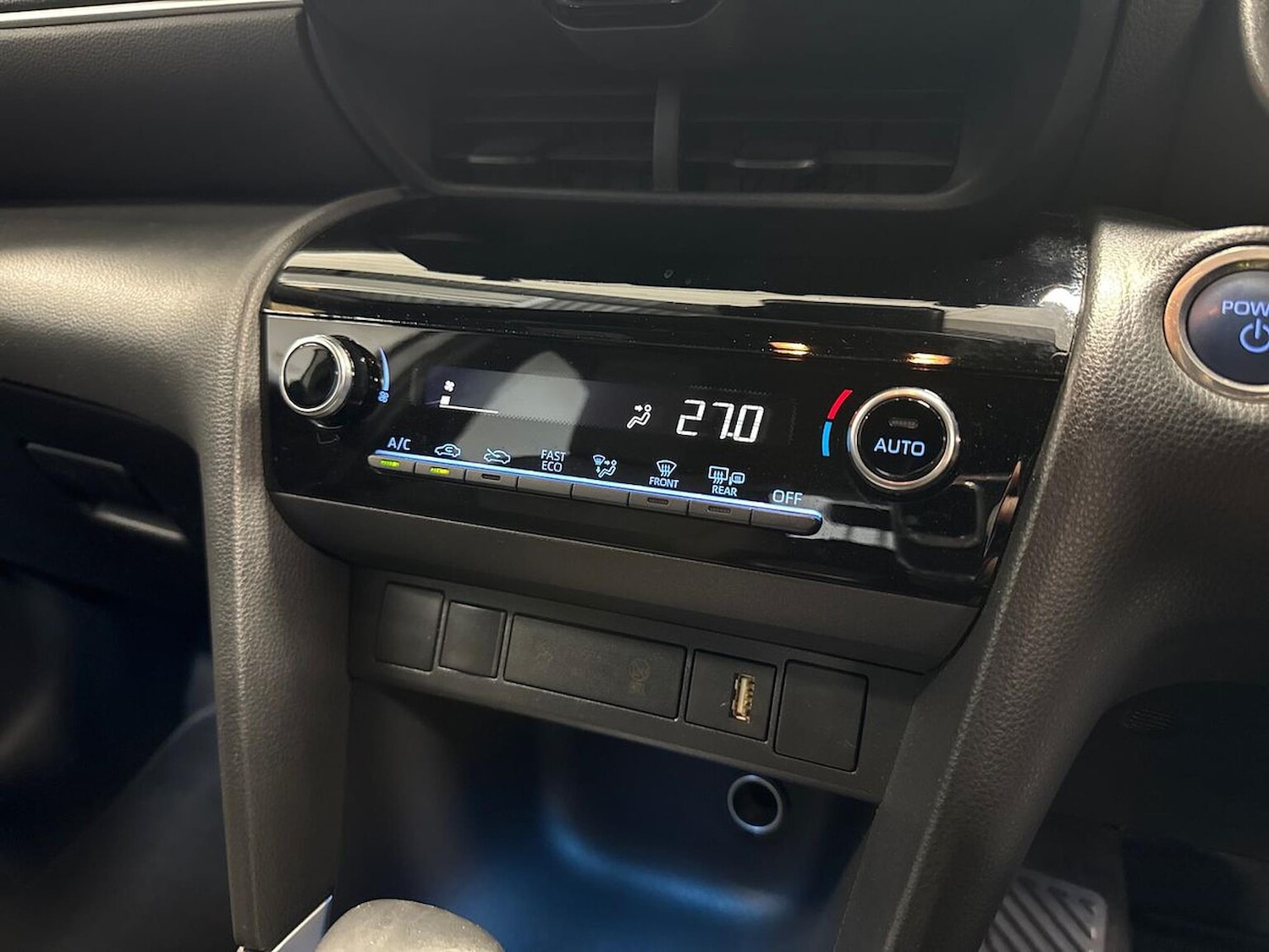 Used Toyota Yaris Cross 2023 for sale - 76342941: Photo 12