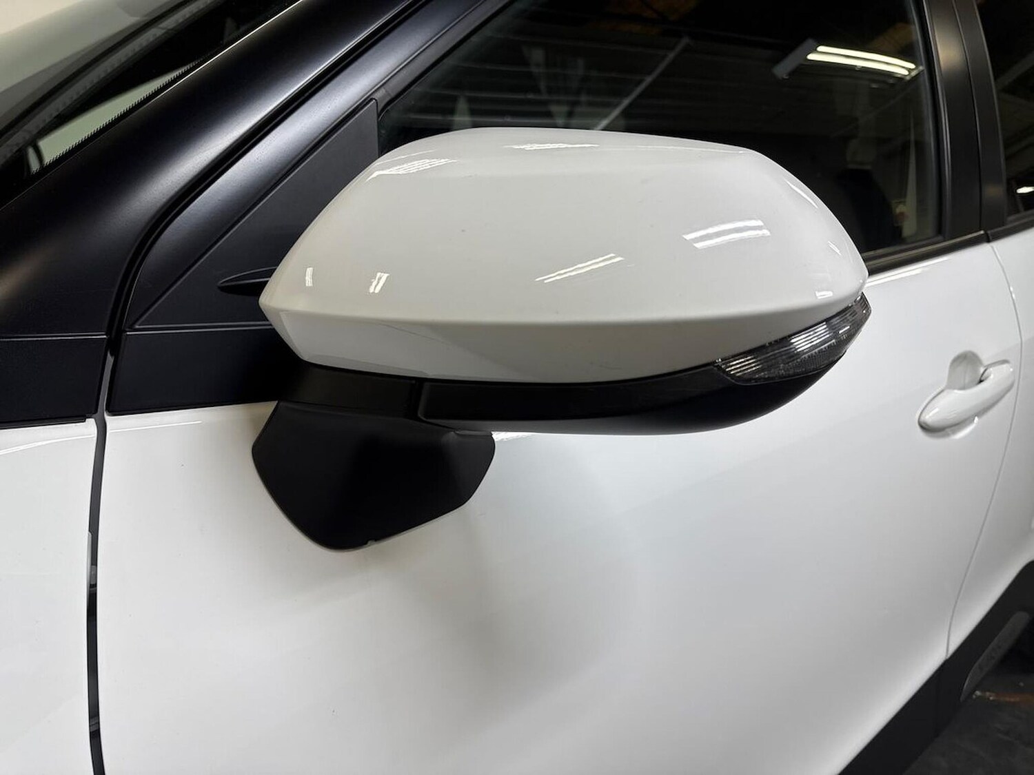 Used Toyota Yaris Cross 2023 for sale - 76342941: Photo 31