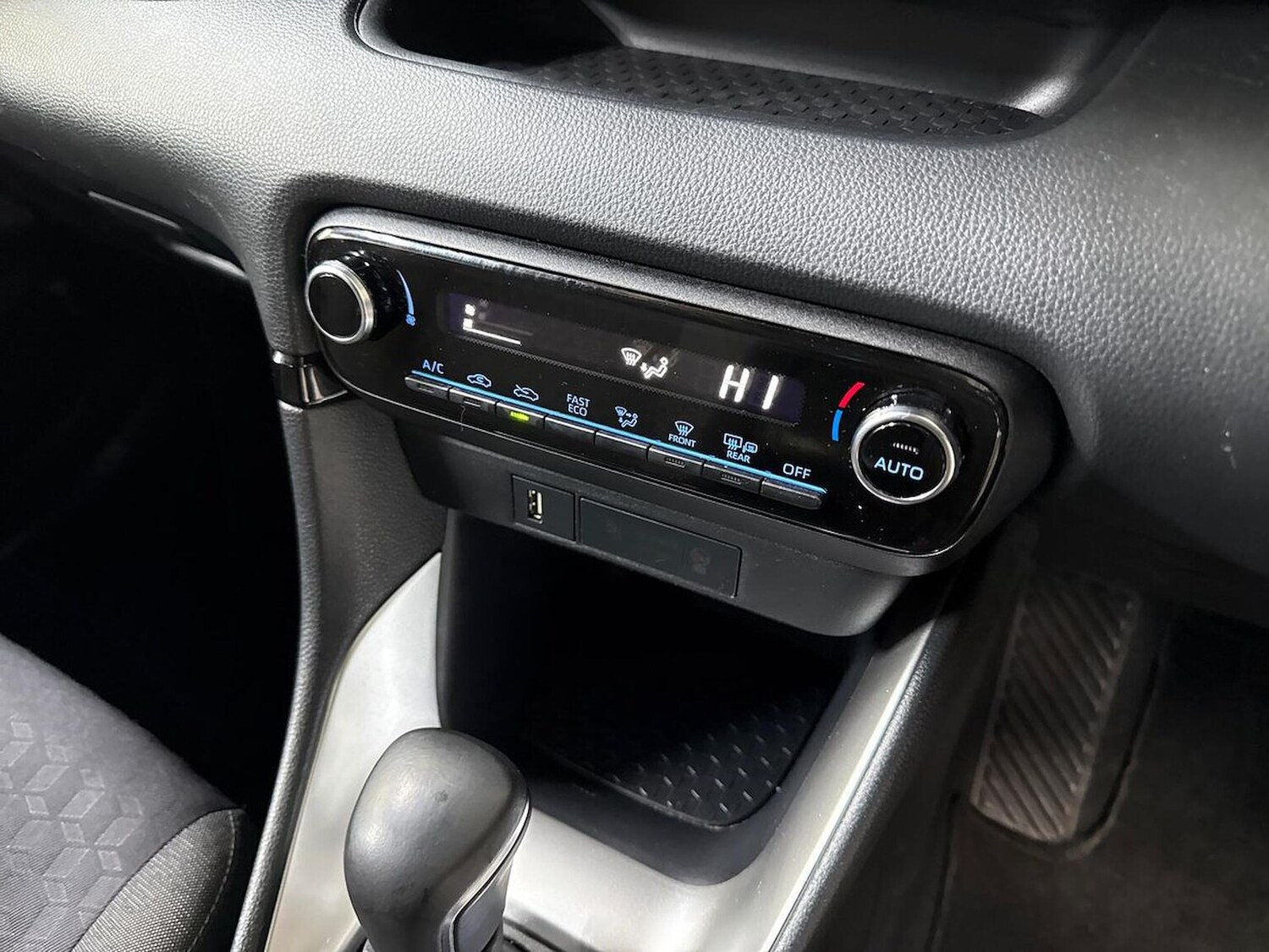 Used Toyota Yaris 2022 for sale - 78194193: Photo 12