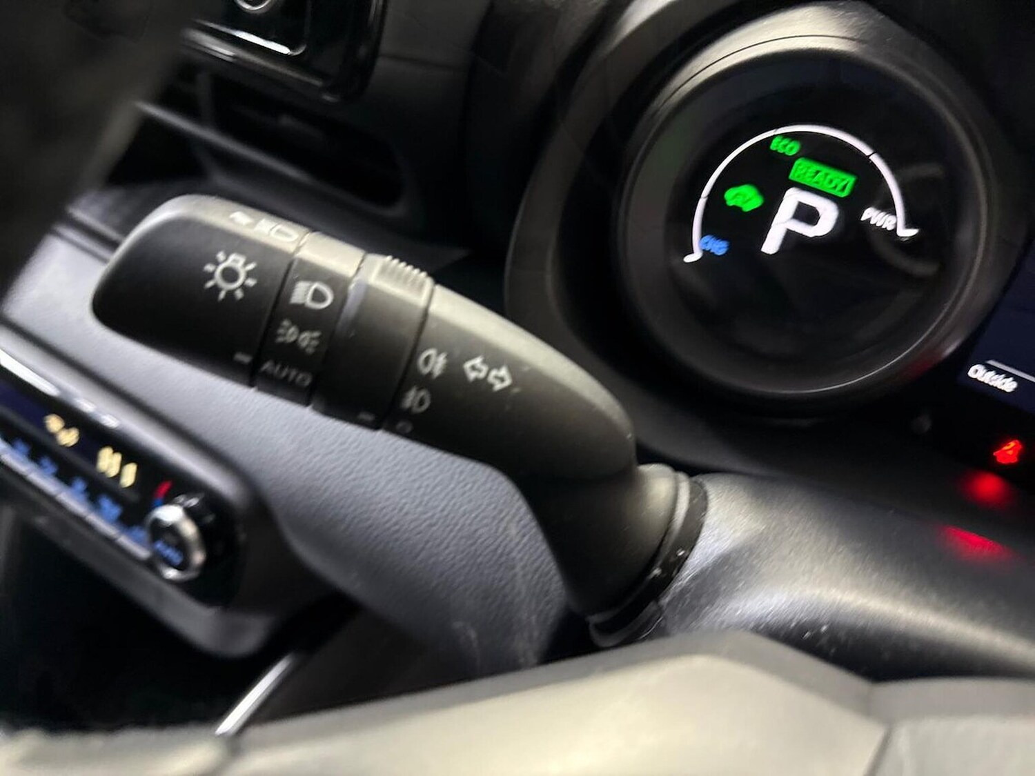 Used Toyota Yaris 2022 for sale - 78194193: Photo 27