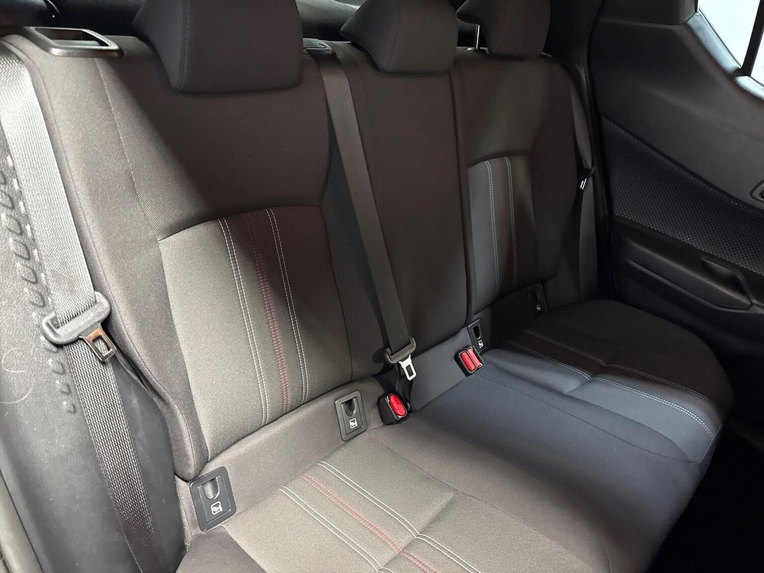 Used Toyota C-HR 2022 for sale - 76324581: Photo 16