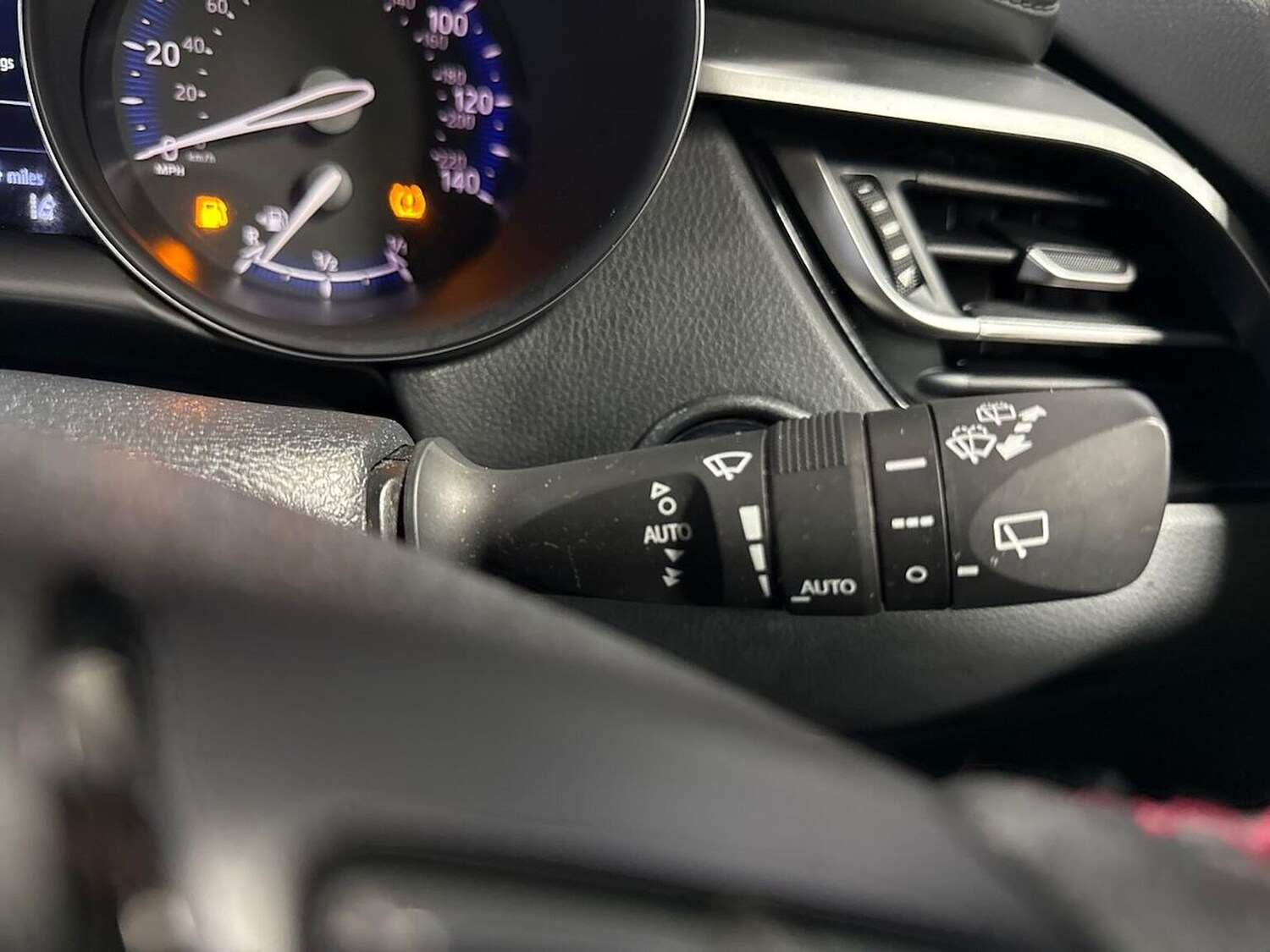 Used Toyota C-HR 2022 for sale - 76324581: Photo 27