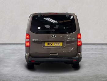 Used Toyota PROACE CITY Verso 2019 for sale - 78408882: Photo