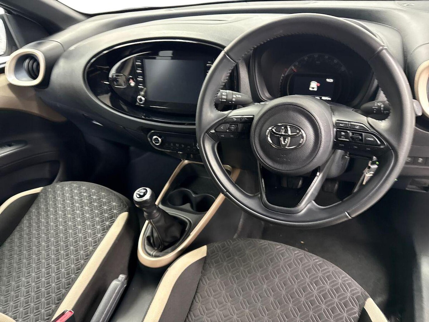 Used Toyota Aygo X 2023 for sale - 78121845: Photo 17