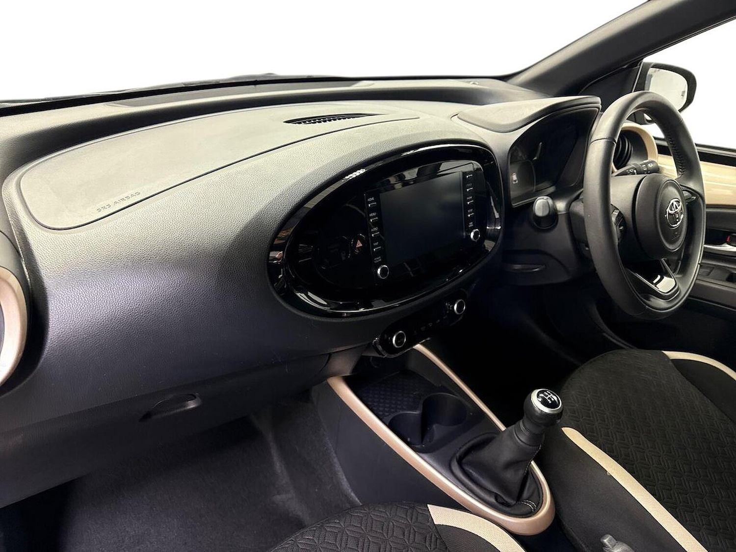 Used Toyota Aygo X 2023 for sale - 78121845: Photo 9