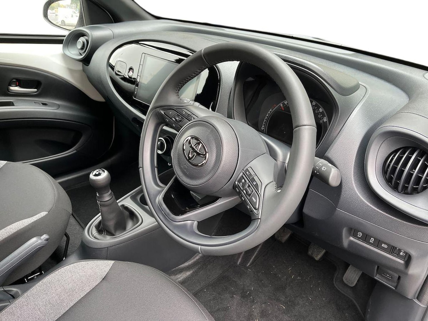 Used Toyota Aygo X 2025 for sale - 76713187: Photo 15