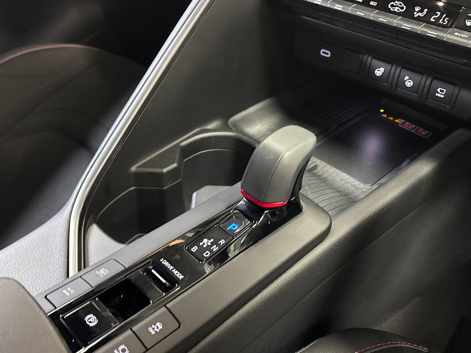 Used Toyota C-HR 2025 for sale - 77488563: Photo 13