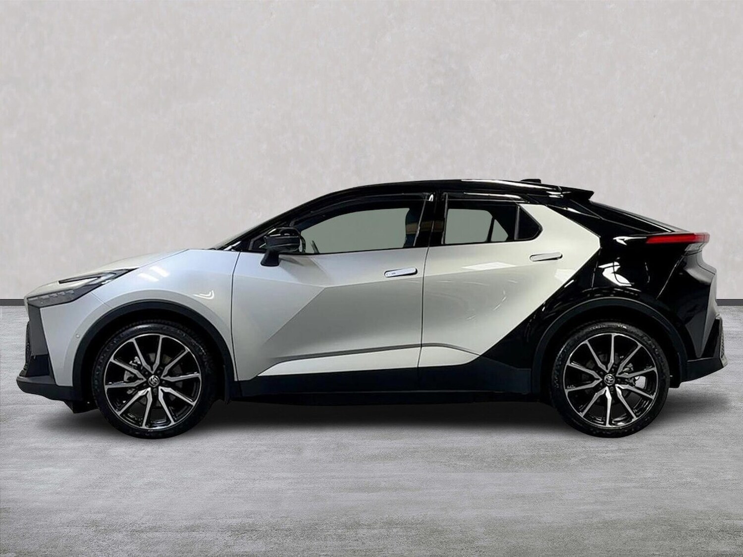 Used Toyota C-HR 2025 for sale - 77488563: Photo 19