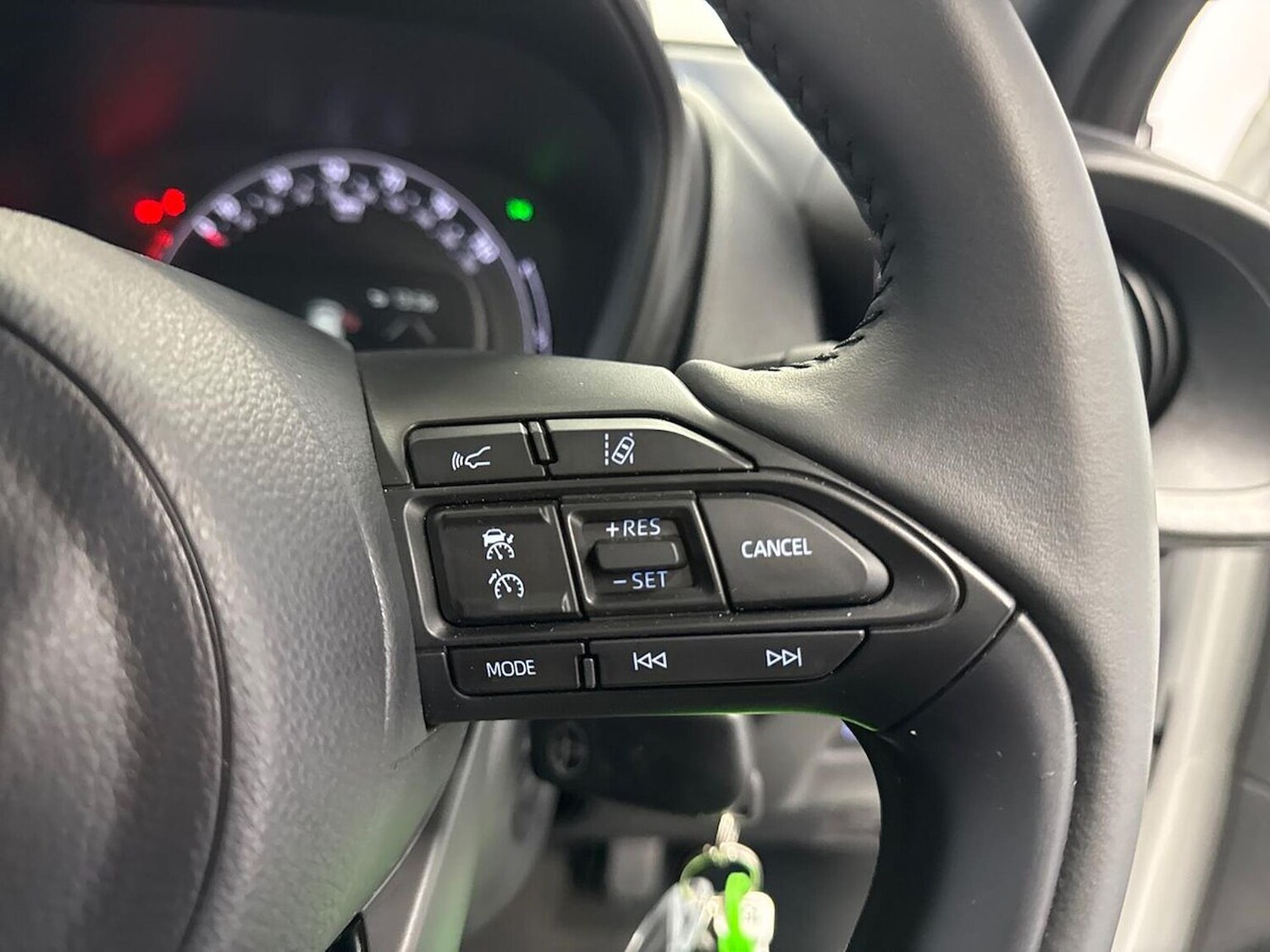 Used Toyota Aygo X 2024 for sale - 76363347: Photo 25