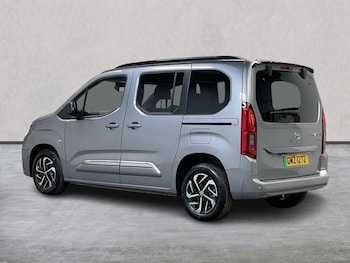 Used Toyota PROACE CITY Verso 2025 for sale - 75490606: Photo