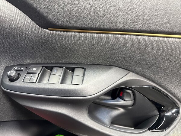Used Toyota Yaris Cross 2022 for sale - 76207474: Photo 21