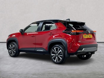 Used Toyota Yaris Cross 2022 for sale - 76207474: Photo 2