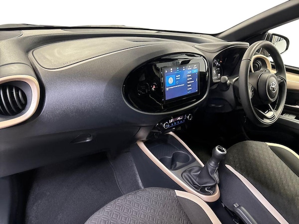 Used Toyota Aygo X 2024 for sale - 75694773: Photo 7