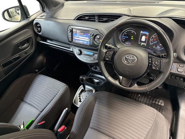 Used Toyota Yaris 2018 for sale - 76102481: Photo 15