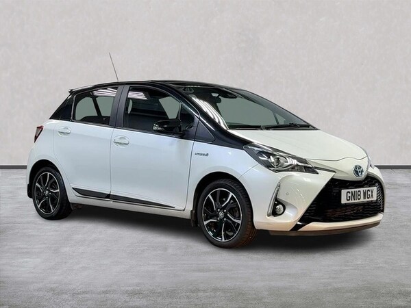 Used Toyota Yaris 2018 for sale - 76102481: Photo 1
