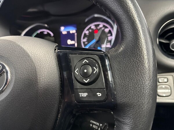 Used Toyota Yaris 2018 for sale - 76102481: Photo 25
