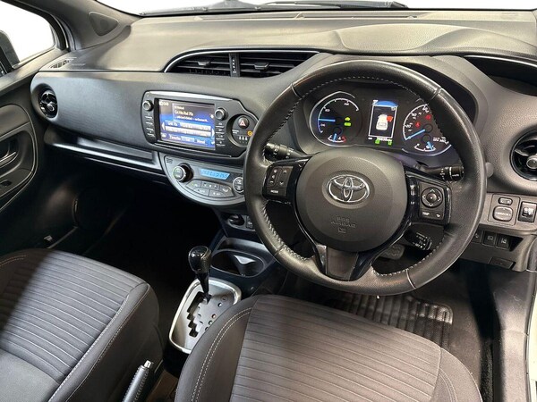 Used Toyota Yaris 2018 for sale - 76102481: Photo 9