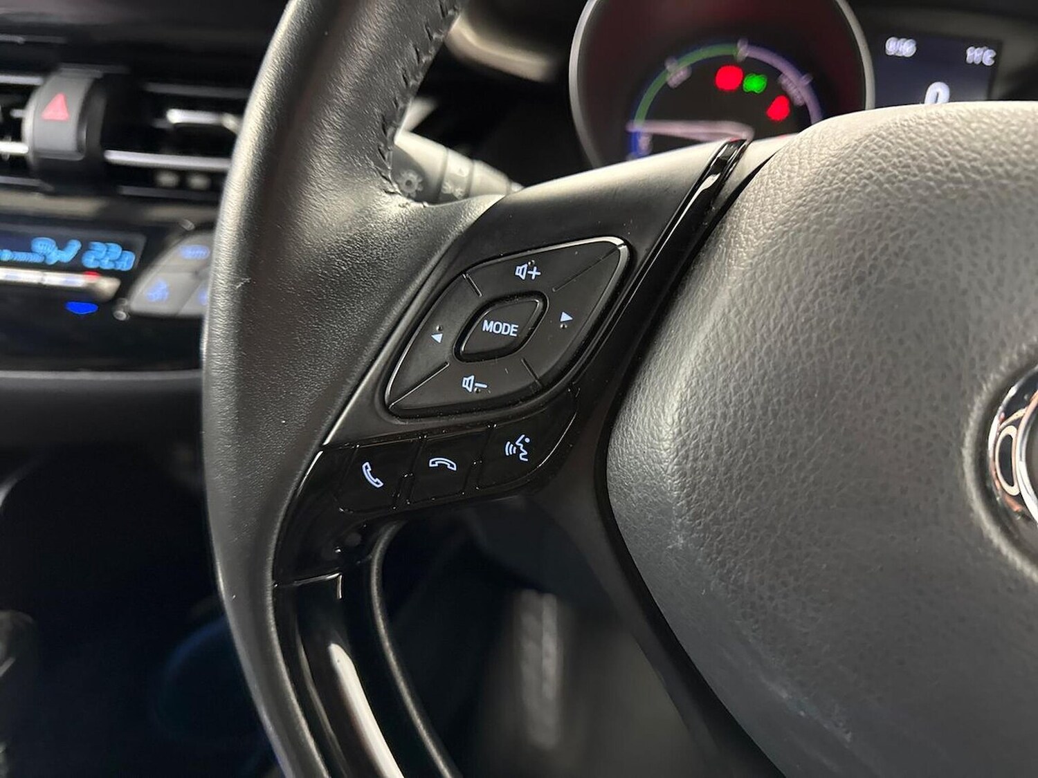 Used Toyota C-HR 2023 for sale - 78192779: Photo 26