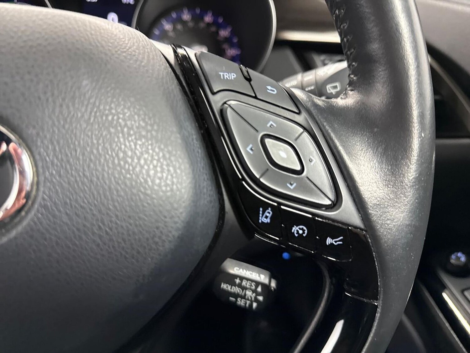 Used Toyota C-HR 2023 for sale - 78192779: Photo 27