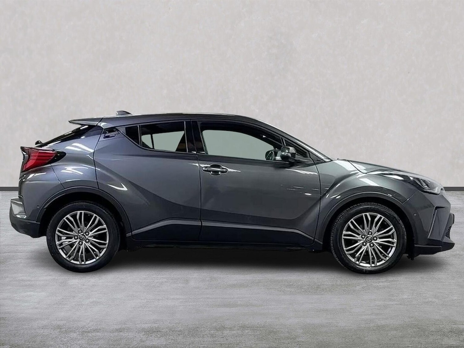 Used Toyota C-HR 2023 for sale - 78192779: Photo 5