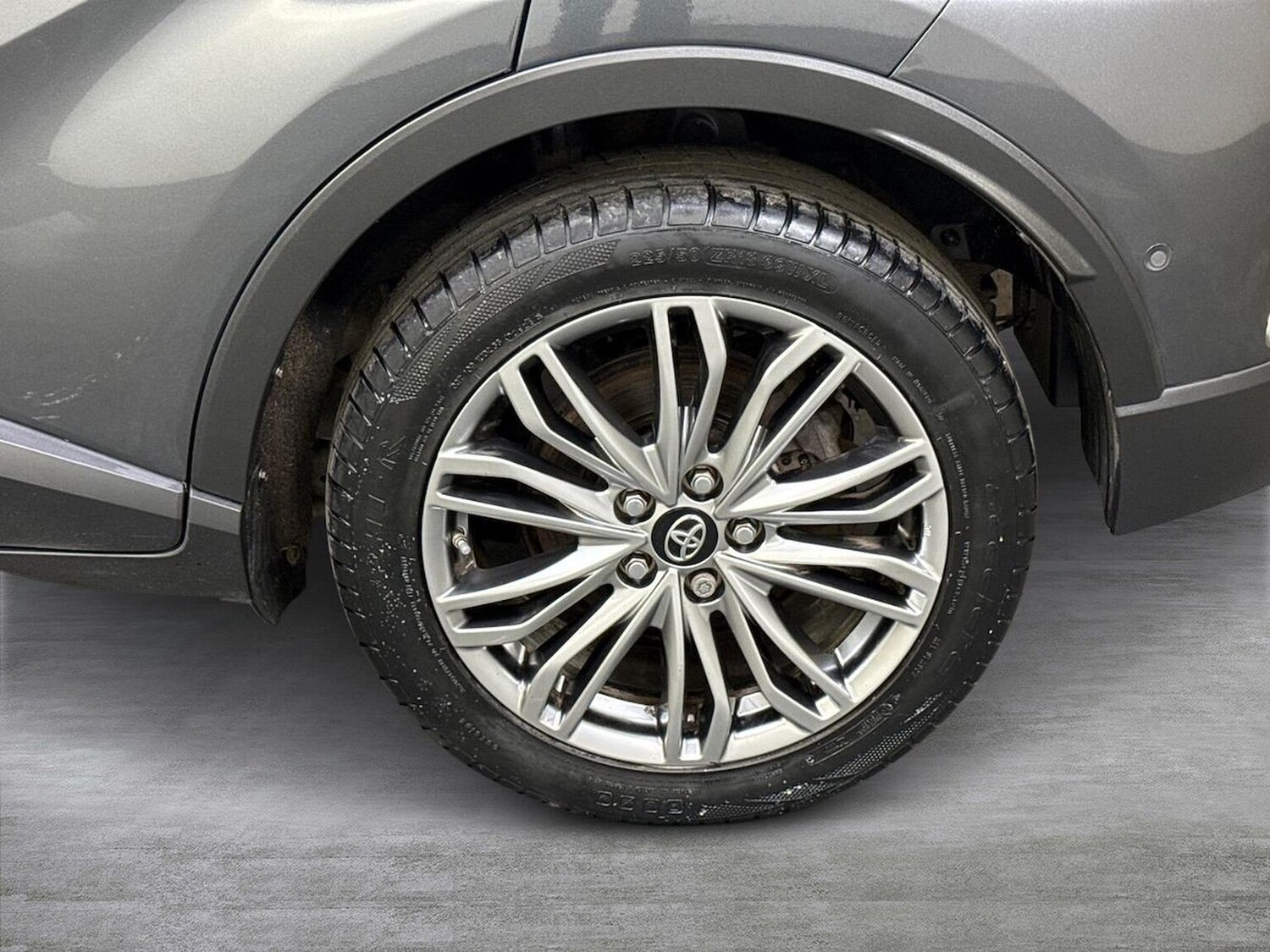 Used Toyota C-HR 2023 for sale - 78192779: Photo 8