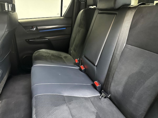 Used Toyota Hilux 2023 for sale - 75490730: Photo 16