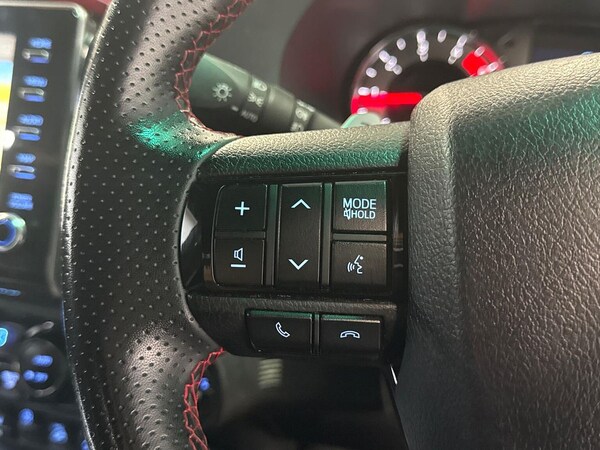 Used Toyota Hilux 2023 for sale - 75490730: Photo 25