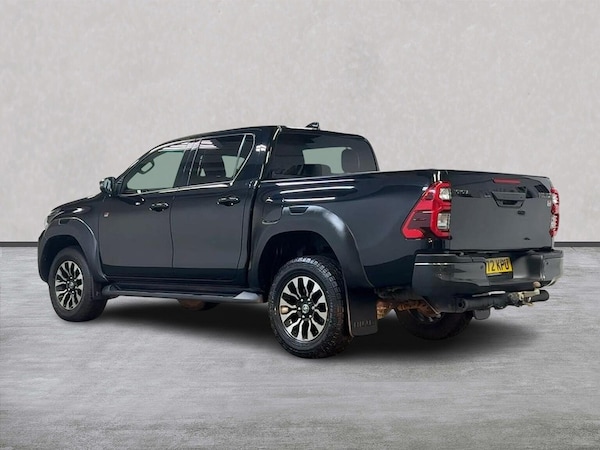 Used Toyota Hilux 2023 for sale - 75490730: Photo 2