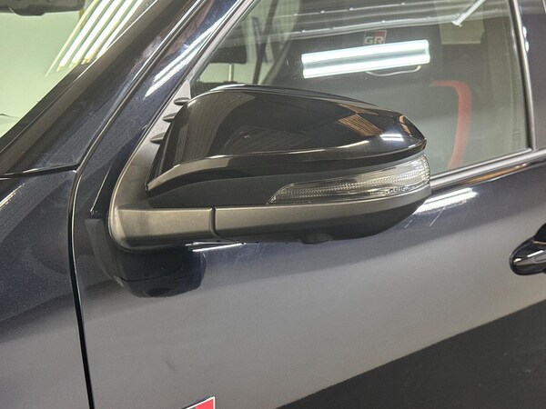 Used Toyota Hilux 2023 for sale - 75490730: Photo 30