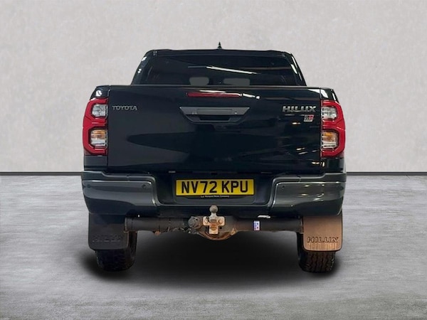 Used Toyota Hilux 2023 for sale - 75490730: Photo 4
