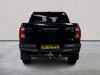 Used Toyota Hilux 2023 for sale - 75490730: Photo